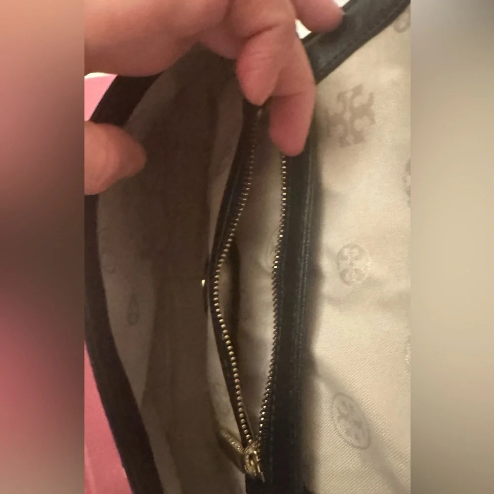 Tory Burch Robinson Black and Gold Chain Mini Saffiano Leather CrossBody Bag - Picture 9 of 14